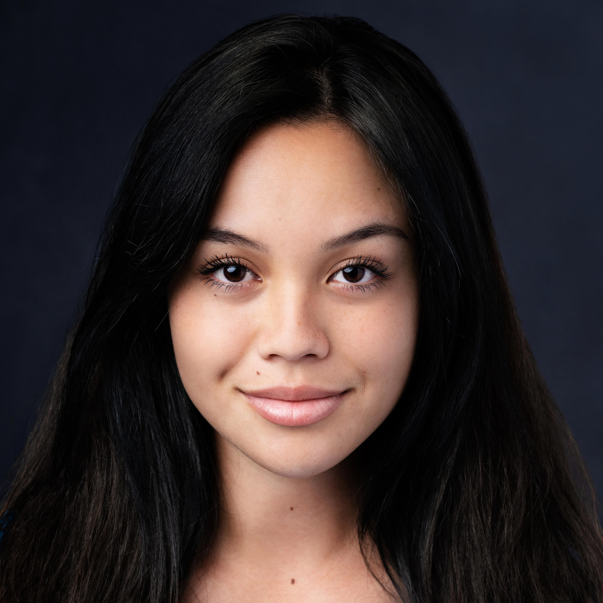 My Linh Tinnirella Headshot